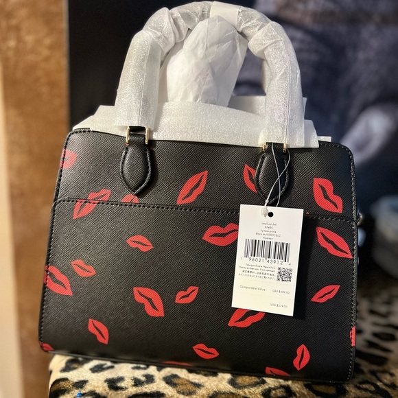❤️👄 NWT-KATE SPADE Madison Lip Toss Small Satchel🥰👄 - Picture 7 of 8